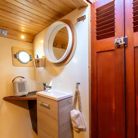 Bateau Le Nubian